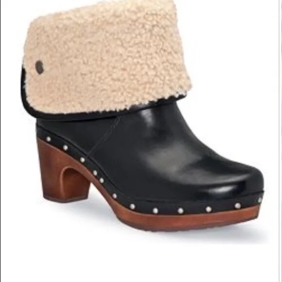 UGG Shoes - UGG Women's Lynnea Shearling Leather Ankle Clog Boots Size 8 Black